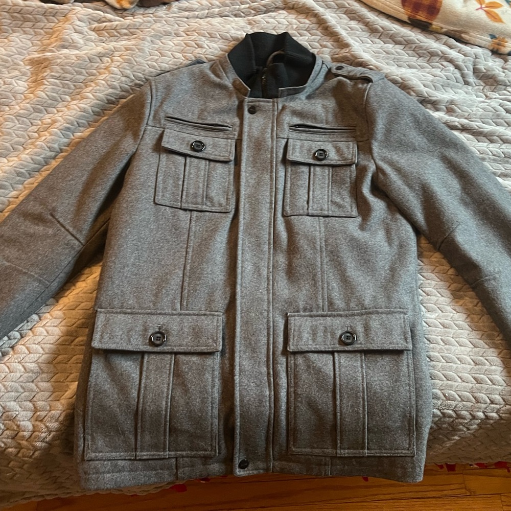 Guess jacket size M. Very good condition. No holes and from a smoke free home.